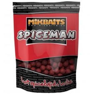 Mikbaits boilies Spiceman Pikantní švestka -1 kg 20 mm